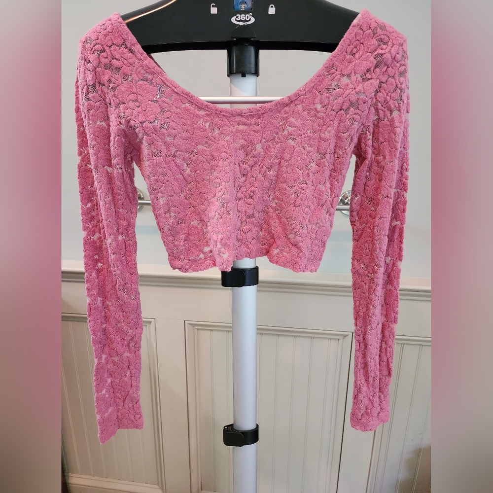 Mossimo Supply Co Pink Lace crop top